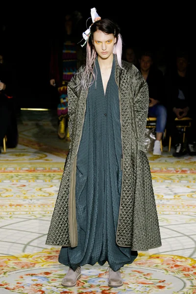 Look 36